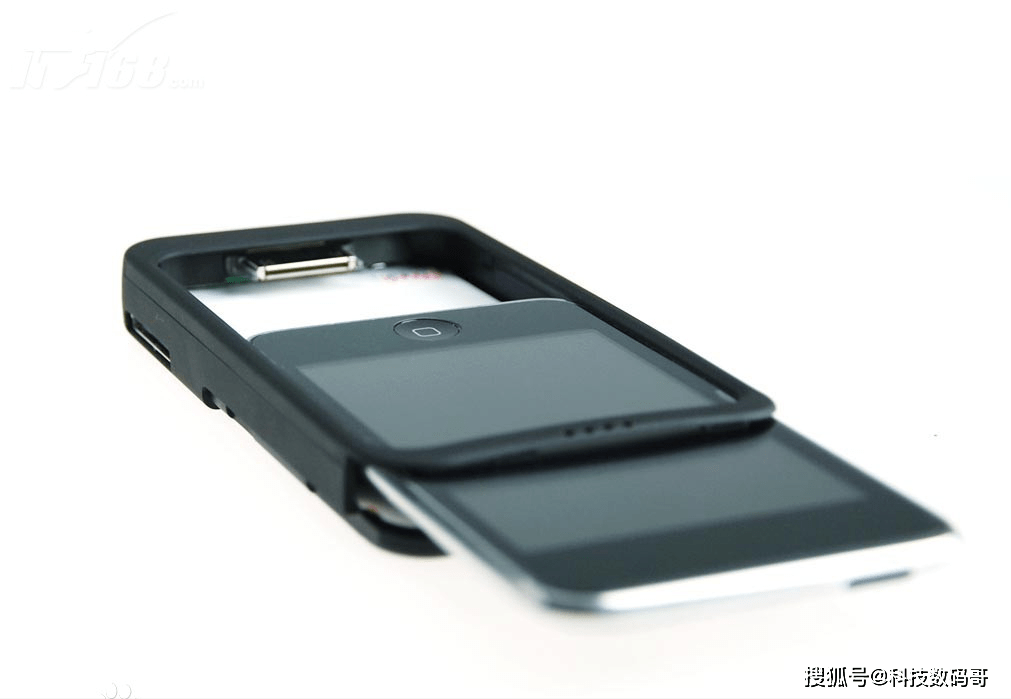 美版iPhone15遭破解，华强北打造“苹果皮”，外置手机卡也能用！-第2张图片-亚星游戏官网