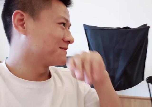 斗鱼客户端捡垃圾斗鱼怎么查别人的弹幕和消费记录-第1张图片-亚星游戏官网