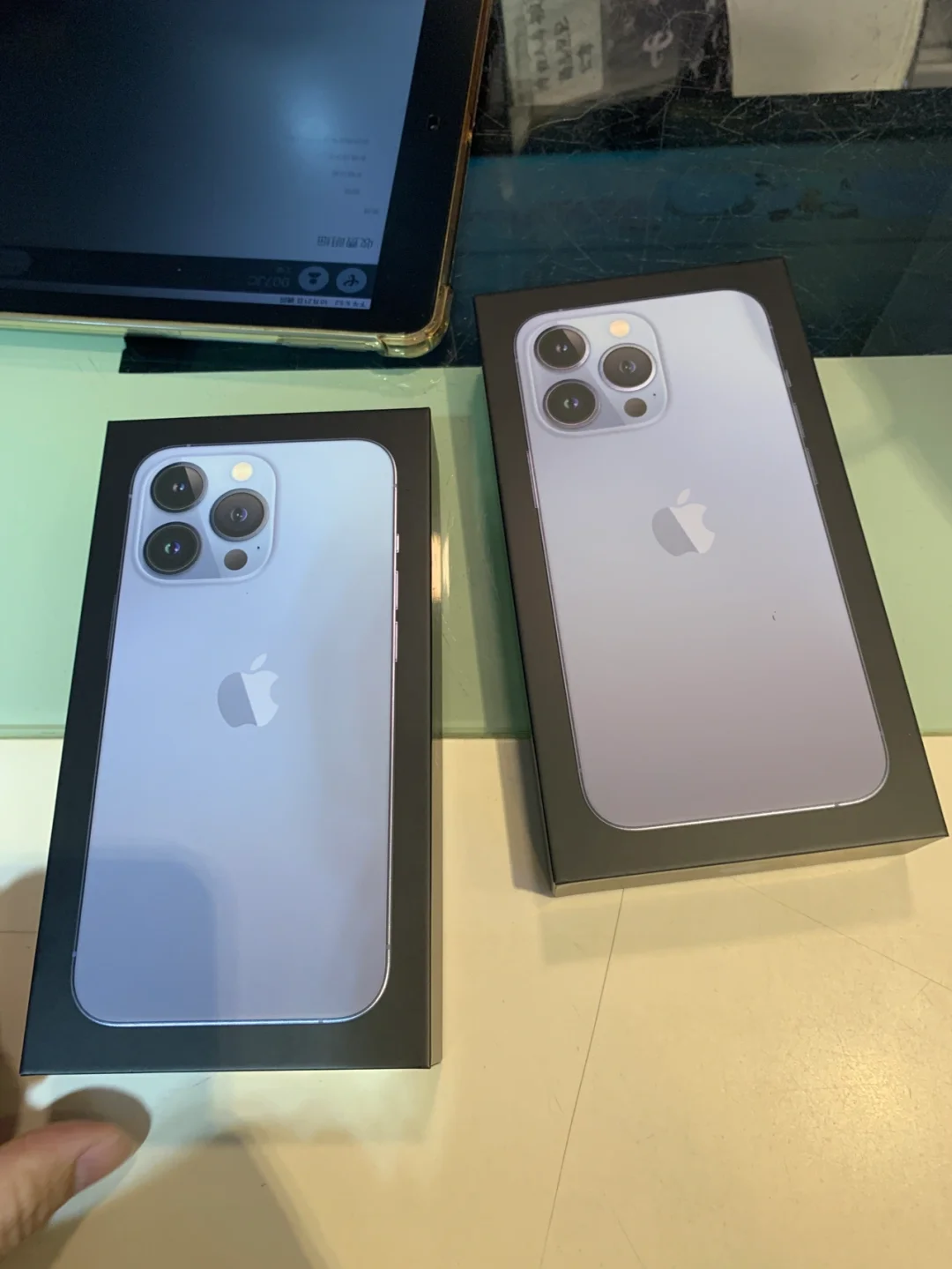 苹果x电信澳门版港版iphone是双卡双待吗-第1张图片-亚星游戏官网